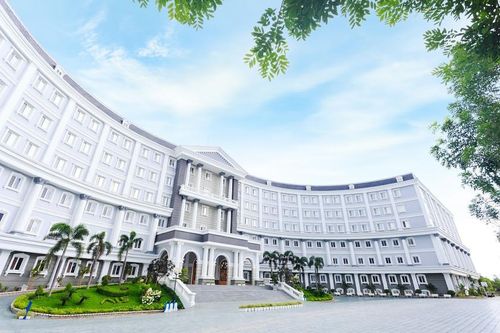 Vấn đề pháp lý vụ Trường Quốc tế Mỹ Việt Nam bị nhiều phụ huynh đòi nợ