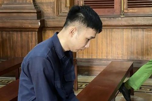 Níu tình không thành, kẻ mất mạng người lãnh án chung thân