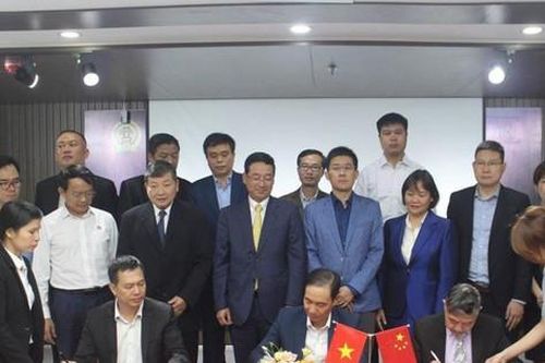 Đẩy mạnh hợp tác công nghiệp hỗ trợ giữa Hà Nội và Thượng Hải