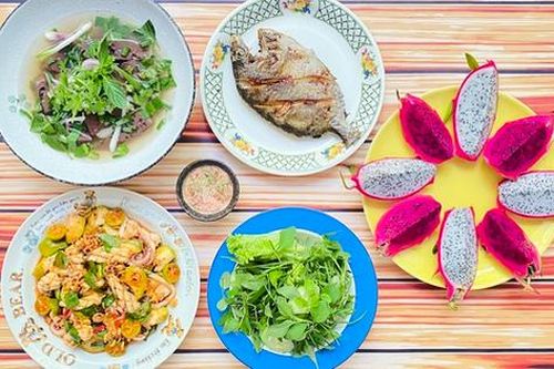 Thực đơn với 5 món vừa đẹp mắt lại đặc biệt hấp dẫn với người thích ăn hải sản