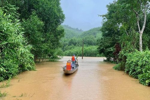 Gia tăng thiệt hại do thiên tai, mưa lớn tiếp tục mở rộng ra phía Bắc