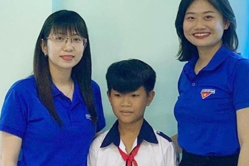 Bạc Liêu: Một học sinh trả lại 11 triệu đồng cho người đánh rơi