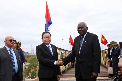 Sáng ngời biểu tượng tình đoàn kết đặc biệt Việt Nam – Cuba
