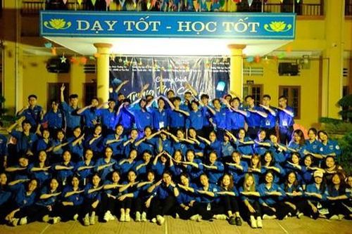 Trung thu cho em 2023: Những dấu ấn ghi nhận sự trở lại của TNT về với Trường Tiểu học Thư Phú