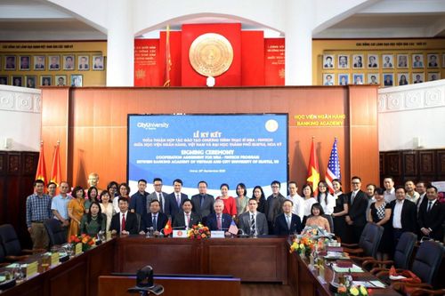 Học viện Ngân hàng và Đại học TP. Seattle ký kết thỏa thuận hợp tác đào tạo