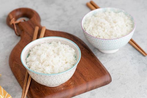 Bỏ ngay cách nấu thông thường, làm 5 bước này cơm luôn trắng thơm, dẻo ngon