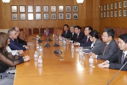 Trường Đại học Kinh tế quốc tế và quốc gia Sofia mong muốn mở rộng hợp tác với các trường đại học của Việt Nam
