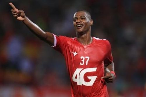 Cựu vua phá lưới V-League trở lại CLB Viettel