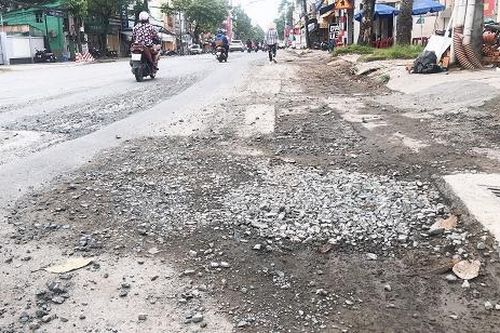 Cần Thơ: Người dân bức xúc vì đường phố như 'công trường'
