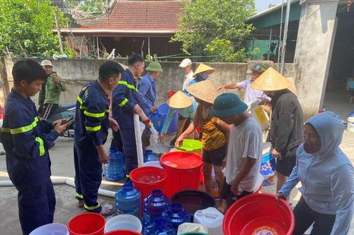 Tá hỏa thấy hóa đơn tiền nước tăng 20 lần dù vắng nhà