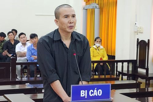 Người đàn ông ở Kiên Giang lĩnh án 7 năm tù vì chém nhiều người bị thương