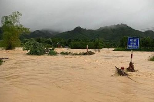 Triển khai ứng phó với mưa lớn, ngập lụt, lũ quét, sạt lở đất