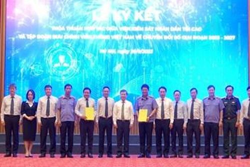 VKSND tối cao và Tập đoàn Bưu chính Viễn thông Việt Nam ký kết thỏa thuận hợp tác về chuyển đổi số