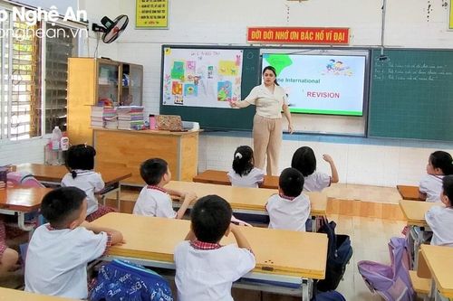 Nghệ An 'siết chặt' việc thẩm định dạy học tiếng Anh tăng cường với các trung tâm ngoại ngữ