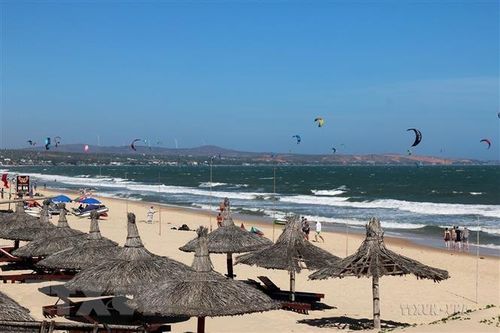 Du lịch Bình Thuận về đích sớm, doanh thu đạt hơn 17.600 tỷ đồng