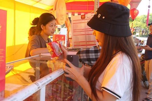 Doanh nghiệp đồng loạt khuyến mại giảm giá bánh Trung thu