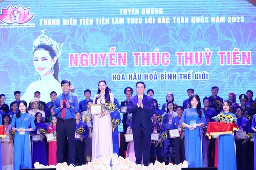 Tuyên dương 420 thanh niên tiêu biểu học tập và làm theo lời Bác