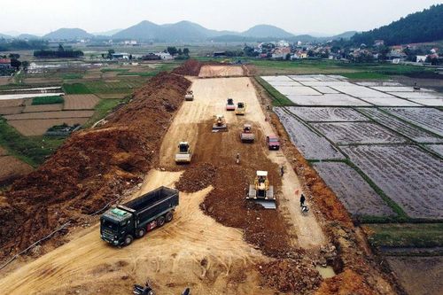 Hàng loạt công trình lớn vẫn lo thiếu cát: Cần phải có cơ chế đặc thù