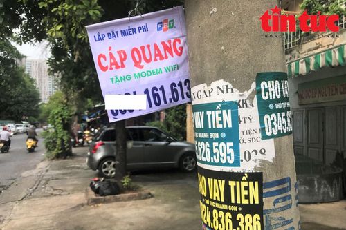 Nhức nhối tình trạng 'rác' quảng cáo, rao vặt gây mất mỹ quan đô thị