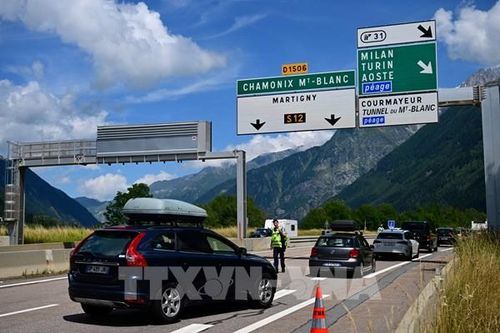 Pháp và Italy đóng cửa đường hầm Mont Blanc để sửa chữa