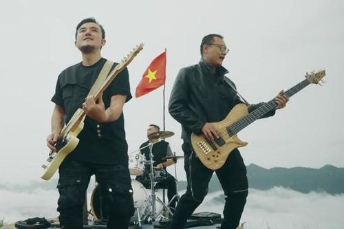 Ban nhạc Bức Tường hy vọng nhạc phẩm mới sẽ thành một bản 'phượt ca'