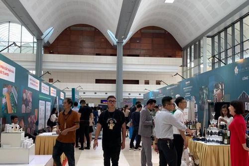 Hà Nội đẩy mạnh kết nối giao thương với nhà đầu tư quốc tế