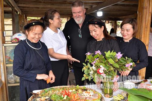 Sức bật trên quê hương cách mạng