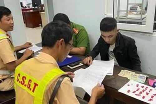 Tuần tra, phát hiện 207 viên ma túy