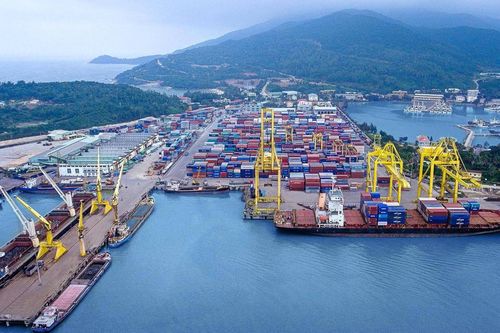 Nhóm cổ đông lớn nhất của Vận tải & Xếp dỡ Hải An (HAH) muốn thâu tóm thêm một doanh nghiệp cảng biển