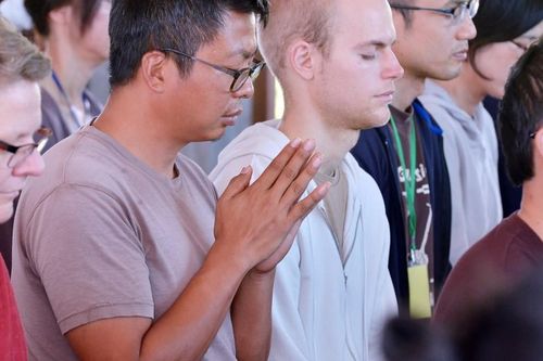 Đọc kinh gì để trí tuệ sáng suốt?