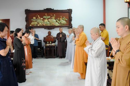 Ban Văn hóa Phật giáo TP.HCM họp bàn về lễ tổng kết Hội thi Vu lan - Văn hóa tình người năm 2023
