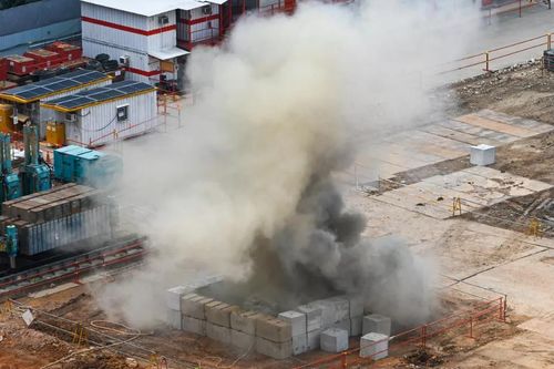 Singapore sơ tán 4.000 cư dân để phá bom