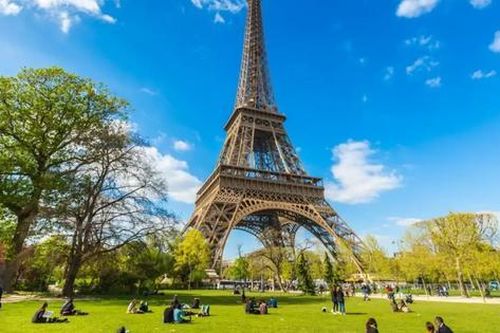 Những lưu ý khi đi du học ngành Kinh tế tại Pháp