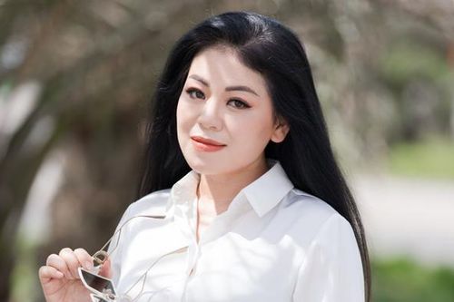 Anh Thơ, Hồ Quỳnh Hương và dàn sao quy tụ trong đêm nhạc 'Những ngôi sao Hà Nội'