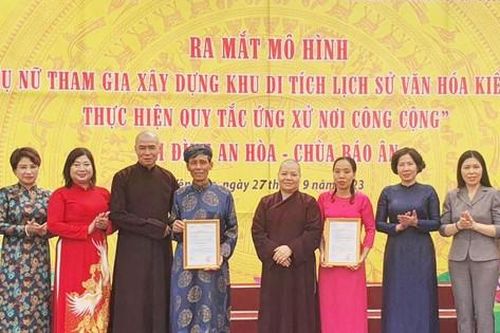 Phụ nữ Cầu Giấy chung tay xây dựng văn hóa ứng xử văn minh
