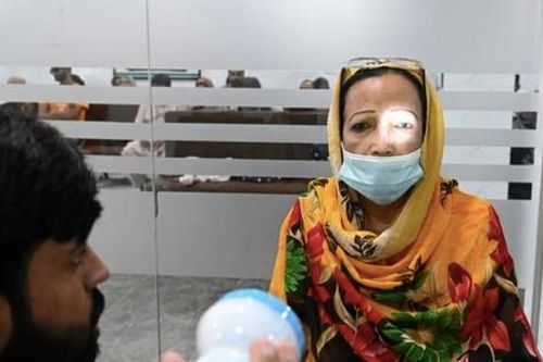 56.000 trường học ở Pakistan đóng cửa vì dịch bệnh viêm mắt