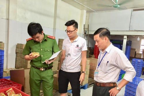 Cảnh giác với những loại bánh Trung thu nhập ngoại 'siêu rẻ'
