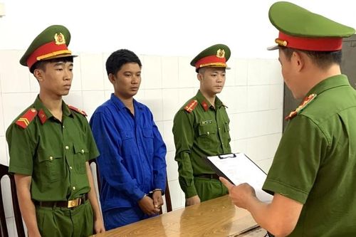 Khởi tố đối tượng truy đuổi cảnh sát giao thông