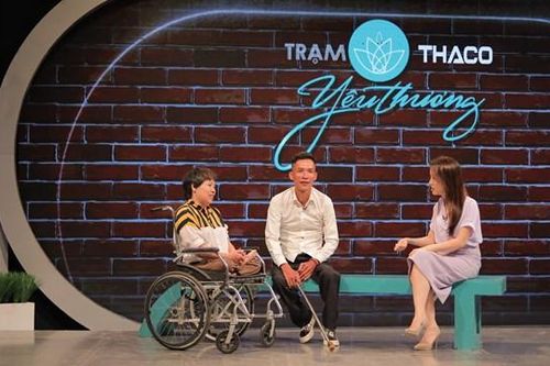 Câu chuyện tình yêu đẹp như cổ tích của cặp đôi khuyết tật