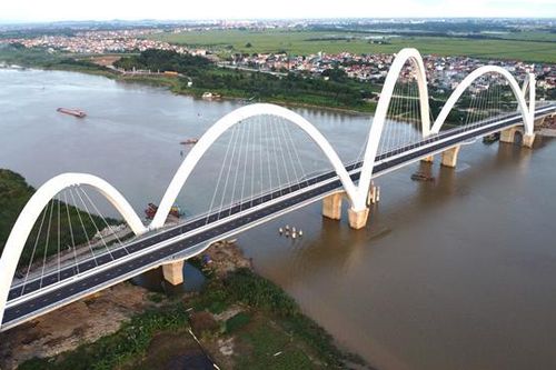 Diện mạo cầu 'nghìn tỷ' hình rồng cuộn vắt ngang sông Đuống sắp thông xe