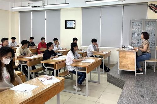 Làm tốt công tác lựa chọn nhân sự cho Kỳ thi tốt nghiệp THPT 2024