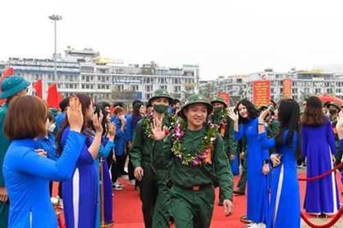 Tiêu chuẩn chính trị và văn hóa đi nghĩa vụ quân sự