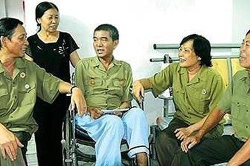 Chế độ của người hoạt động kháng chiến bị nhiễm chất độc hóa học được thực hiện thế nào?