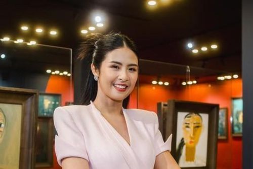 Ngọc Hân là 'nàng Hậu' Việt hiếm hoi quan tâm đến hội họa theo cách đặc biệt này