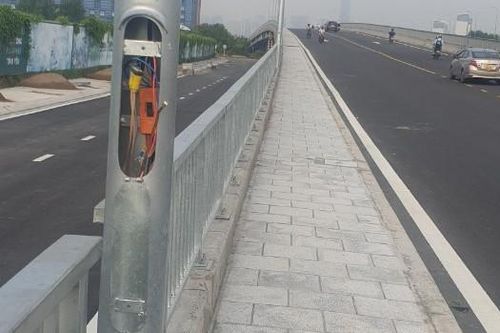 Kẻ gian tiếp tục trộm thiết bị điện ở đường song hành cao tốc TPHCM - Long Thành - Dầu Giây