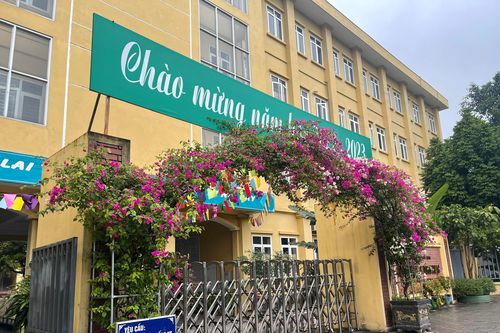 Làm rõ thông tin liên kết dạy thêm ở Trường THCS Đông Ngạc (Hà Nội)