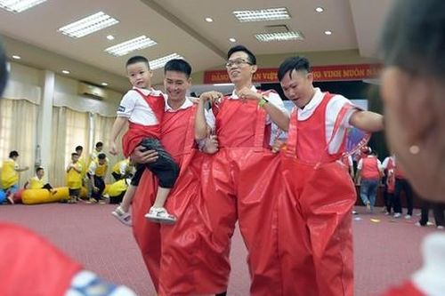 Gia đình trẻ cần những 'đinh vít, dây chun' để giữ gìn hạnh phúc