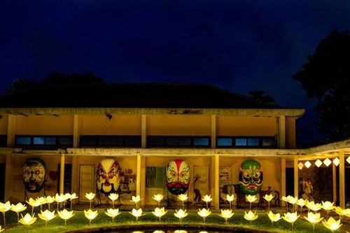 Hoàng cung Huế lung linh trong đêm hội đèn lồng rằm Trung thu