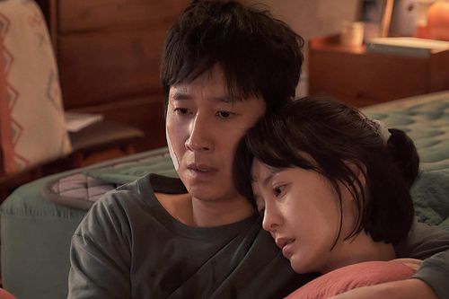 'Vợ tin đồn' Gong Yoo, mỹ nam 'Ký sinh trùng' đóng phim kinh dị mới