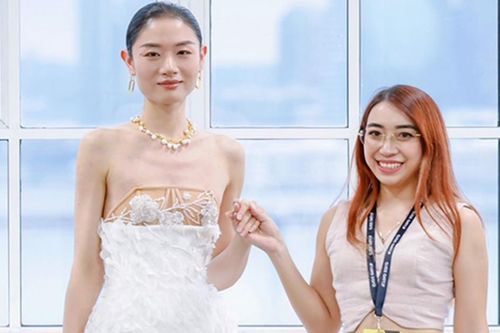 Nhà thiết kế Việt tạo dấu ấn tại New York Fashion Week 2024